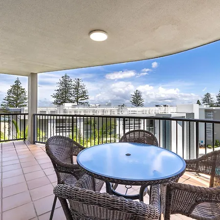 Belaire Place Motel Apartments Caloundra Exterior photo