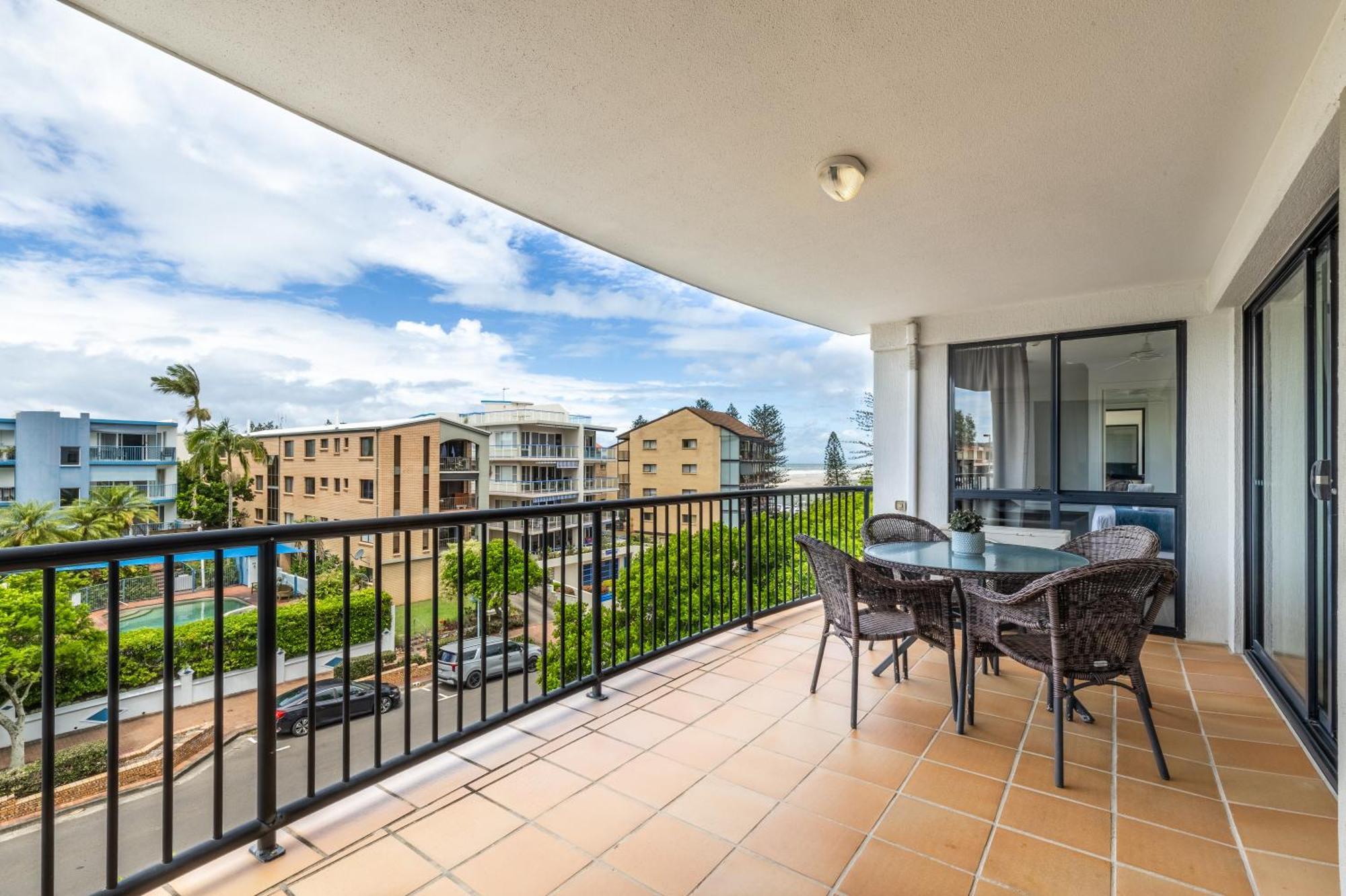 Belaire Place Aparthotel 3*