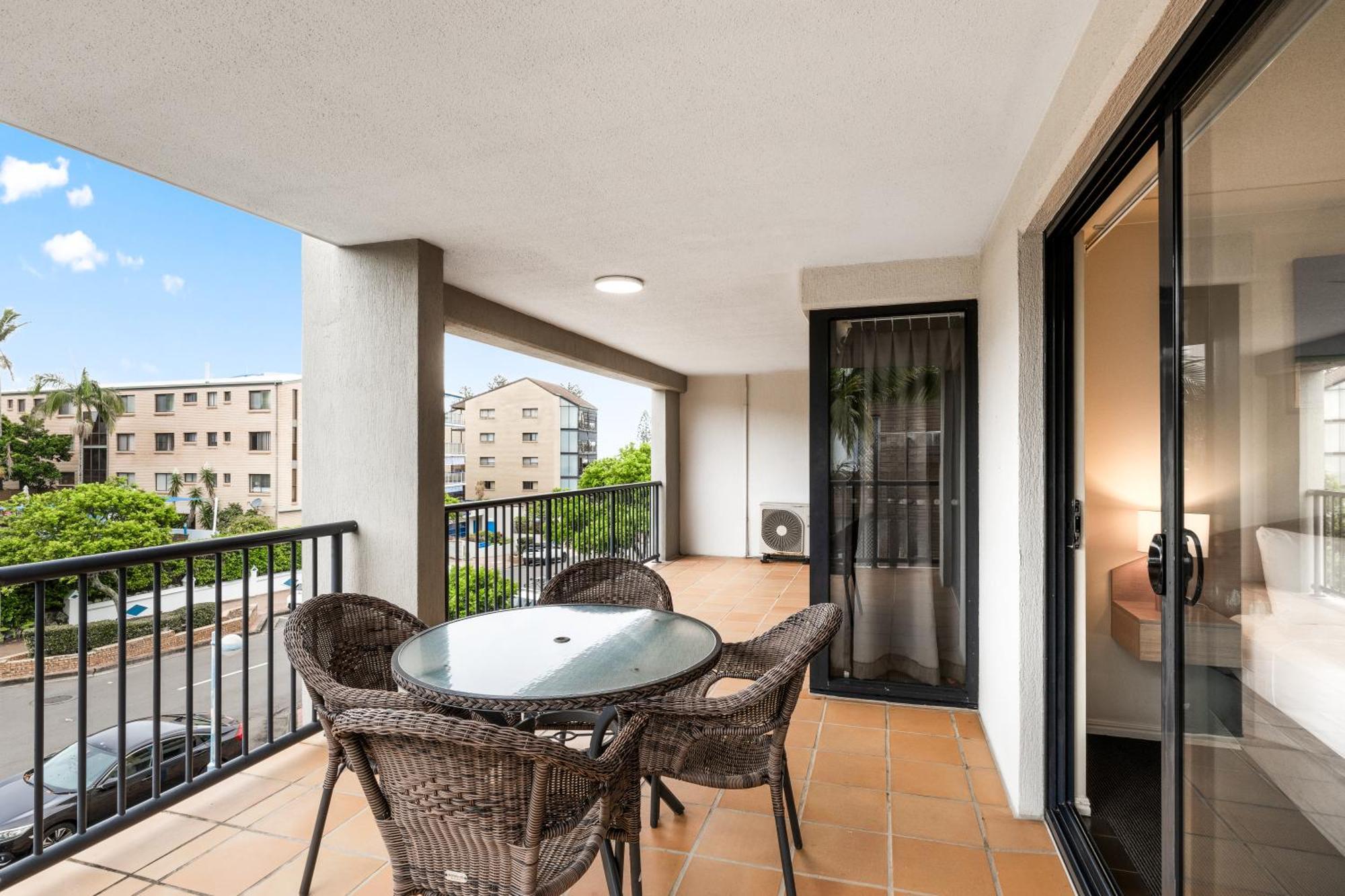Belaire Place 3*